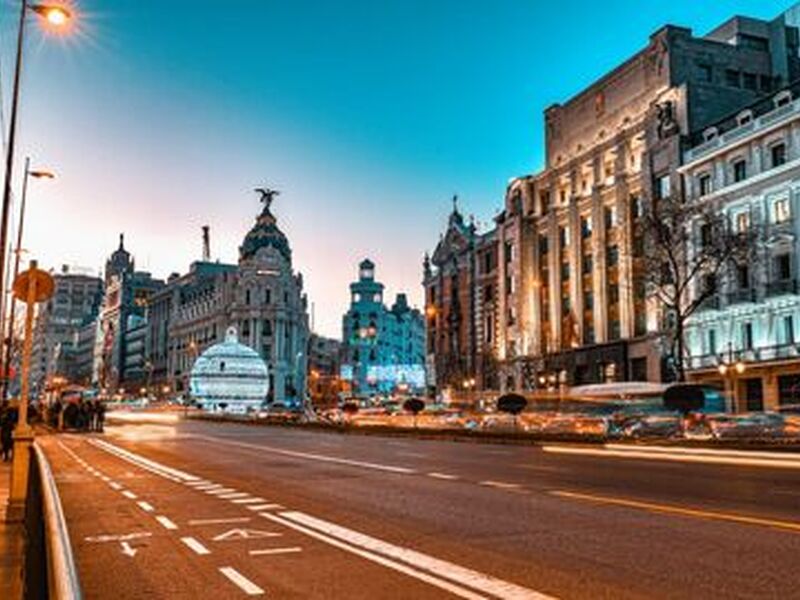 Elegant Mega Portekiz Ve Endülüs Türk Hava Yolları ile 7 Gece  (AGP - OPO )