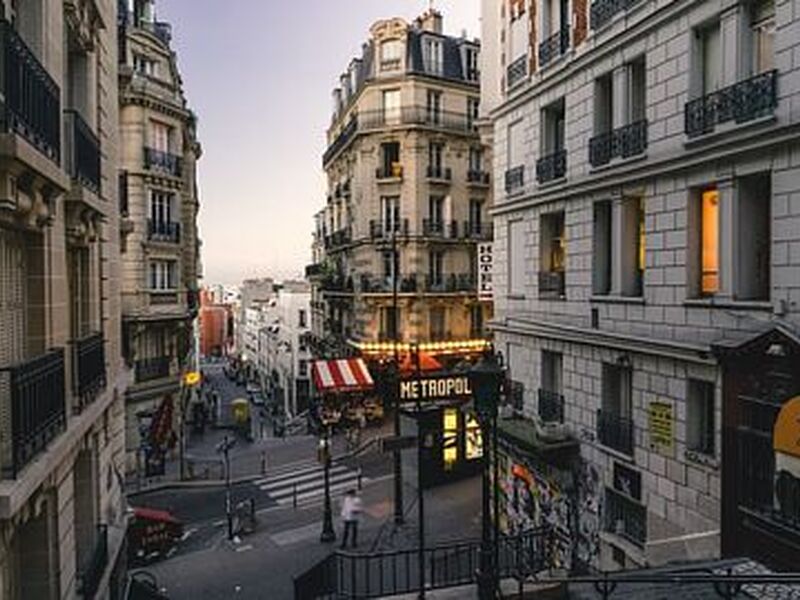 Elegant Benelux & Paris & Alsace AJet Hava Yolları ile 7 Gece ( CGN - BSL )