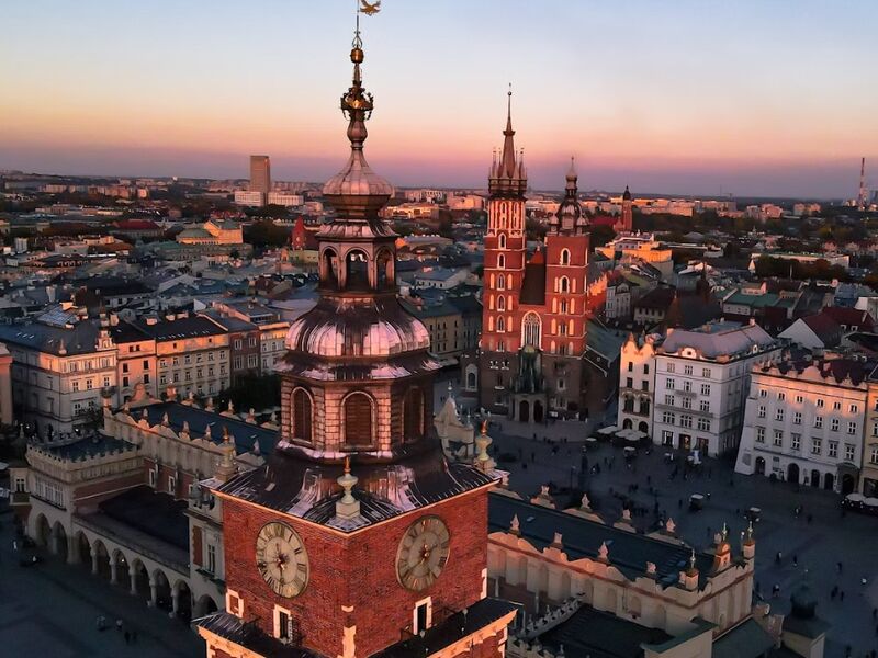 Kültür ve Tarihin İzinde Polonya & Almanya Turu THY İle Kurban Bayramı Özel 7 Gece 8 Gün 2026