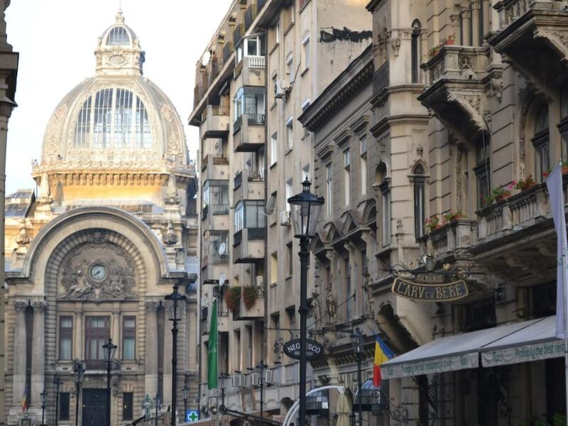 Otobüs İle Bükreş & Transilvanya Turu 2 Gece Konaklamalı 2026