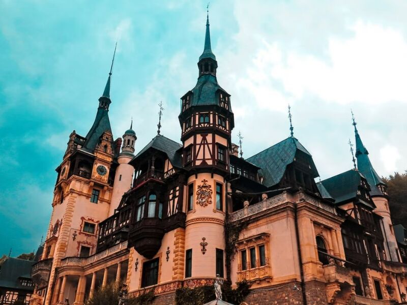 Otobüs İle Bükreş & Transilvanya Turu 2 Gece Konaklamalı 2026