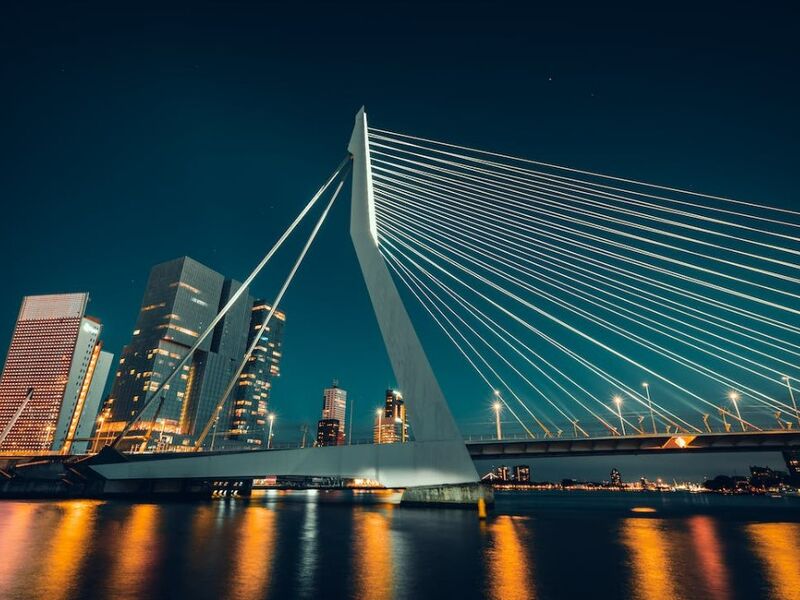 İzmir`den Direkt Uçuş 5* Deluxe Amadeus Brilliant Nehir Gemisi ile Ren Nehrinde Lale Zamanı Özel