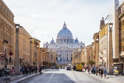 İtalya Serüveni İzmir Kalkışlı Corendon Hava Yolları ile 7 Gece BGY-NAP