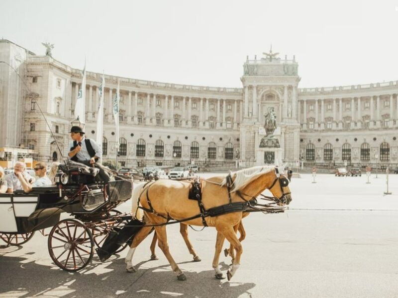 İzmir `den Büyük Orta Avrupa & Hallstatt & Salzburg Geziler Dahil
