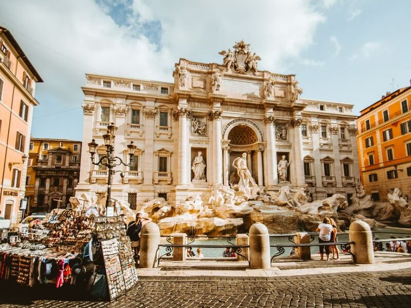 İzmir `den Bella İtalya & Capri Adası Turu Geziler Dahil 6 Gece 7 Gün