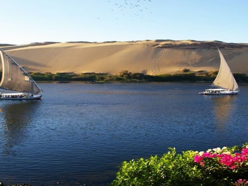 İzmir Hareketli Sharm ve Kahire – Sharm`da Her Şey Dahil Konaklama – Kolay Vize