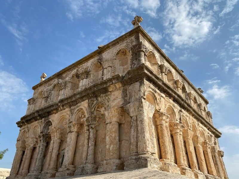 İzmir`den Deluxe Uçakla Butik Mardin, Midyat ve Mardin Köyleri Turu