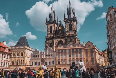 İzmir Hareketli Büyük Orta Avrupa & Hallstatt & Salzburg Turu ( Berlin - Viyana )