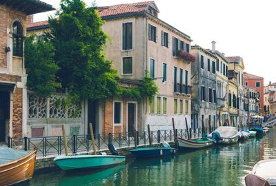 İzmir Hareketli Otobüs İle Büyük İtalya ve Yunanistan Masalı (Ekstra Turlar ve Çevre Gezileri Dahil) 