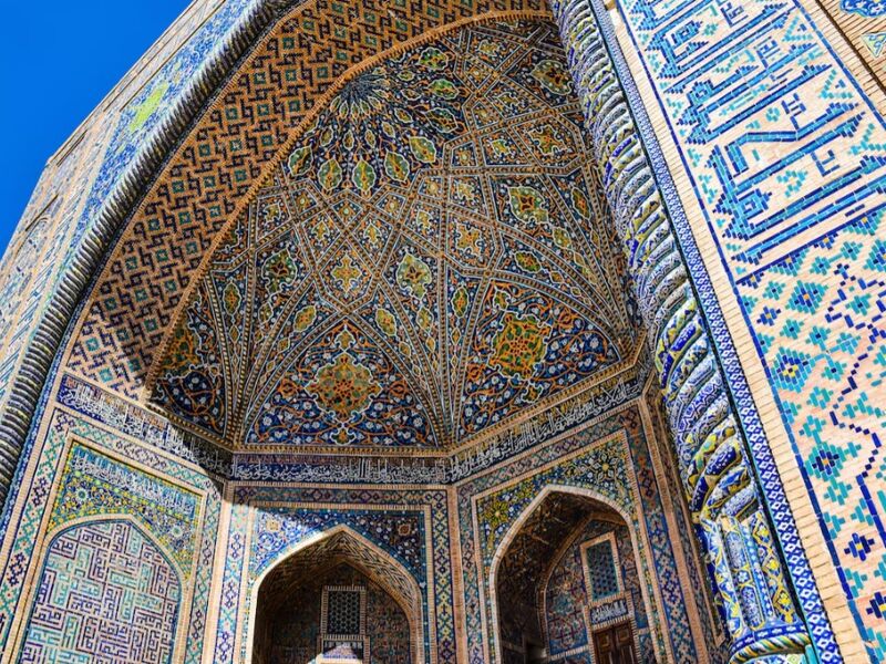 İzmir`den Direkt Sefer ile İpek Yolu`nun İncileri Özbekistan & Kazakistan Rotası