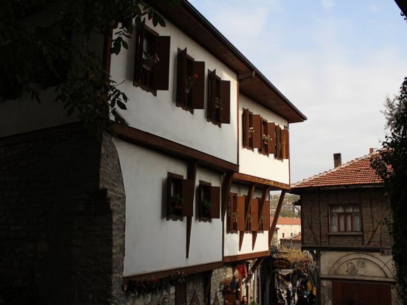 İzmir Çıkışlı Batı Karadeniz & Yedigöller & Ormanya Turları