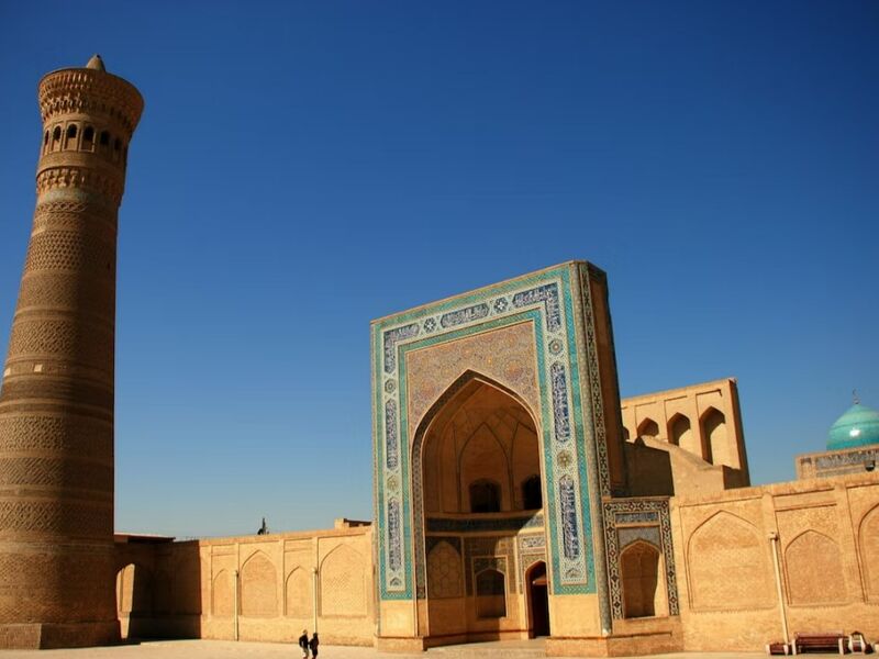 İzmir`den Direkt Sefer ile Özbekistan`nın Yıldızları Turu Rotası
