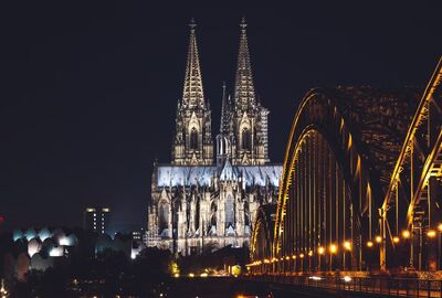 İzmir`den Direkt Sefer ile Bayram ve Ara Tatile Özel Köln & Lüksemburg & Paris & Disneyland Turu Rotası