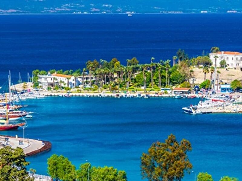 İzmir`den Günübirlik Datça Badem Çiçeği Festivali Turu