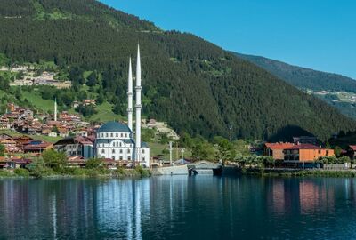 İzmir`den Boydan Boya Özel Karadeniz Rüyası ve Batum Turu 7 Gece 8 Gün