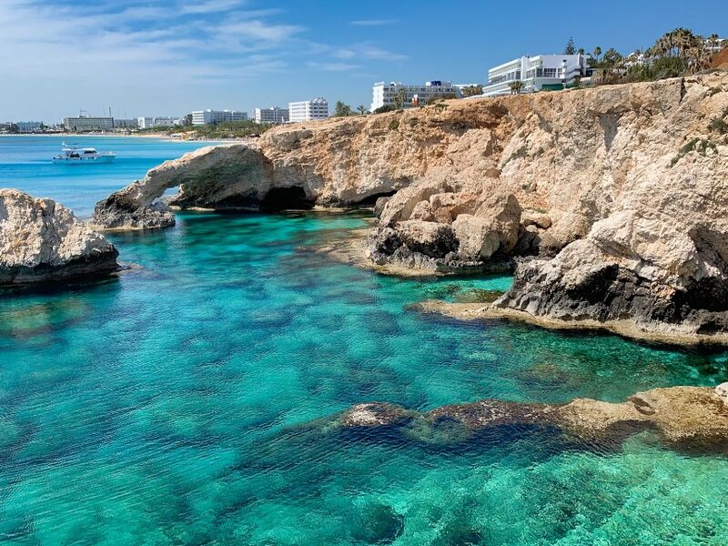 İzmir Çıkışlı Kıbrıs Turu 3 Gece 4 Gün (Chamada Girne Hotel)