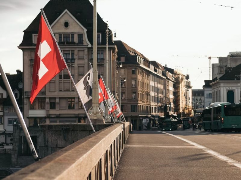 İsviçre'nin Altın Üçgeni Zürih & Bern & Cenevre Turu Ramazan Bayramı Özel Ajet Havayolları İle 3 Gece 4 Gün