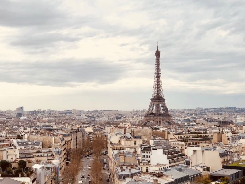 Paris Turu Pegasus Havayolları ile 3 Gece