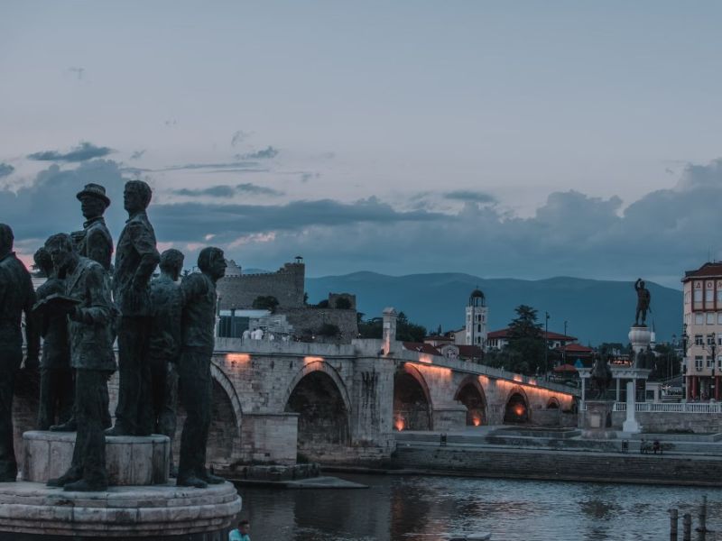 İzmir Çıkışlı Kosovalı Büyük Balkanlar Turu Corendon Hava Yolları ile Extra Turlar ve Akşam Yemekleri Dahil
