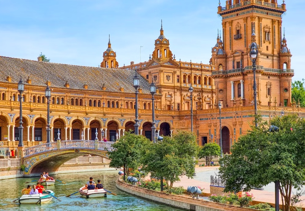 Sevilla Turu Pegasus Havayolları ile 4 Gece