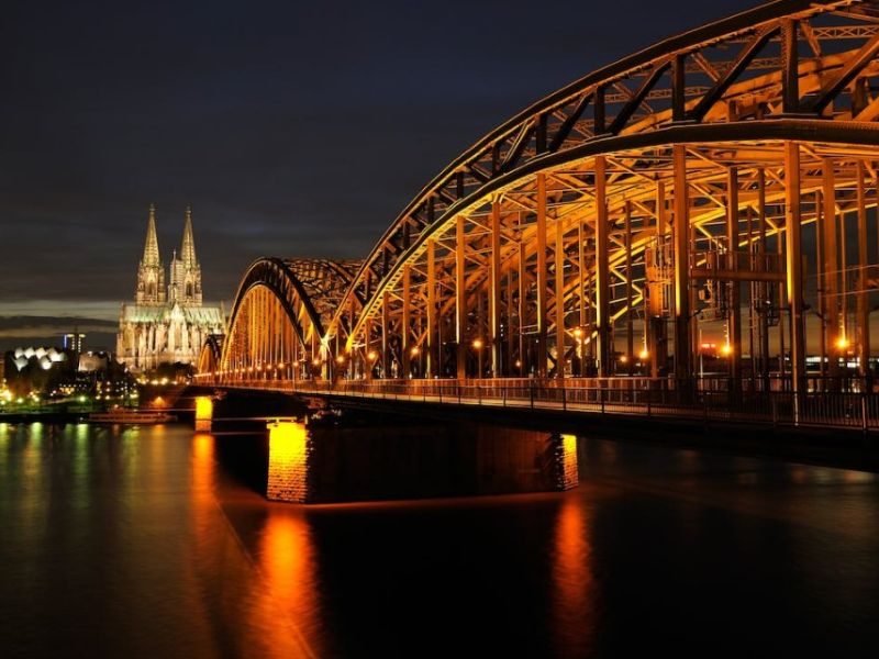 Adana'dan Mega Benelux & Paris & Köln & Colmar Turu Sunexpress Havayolları ile 6 Gece