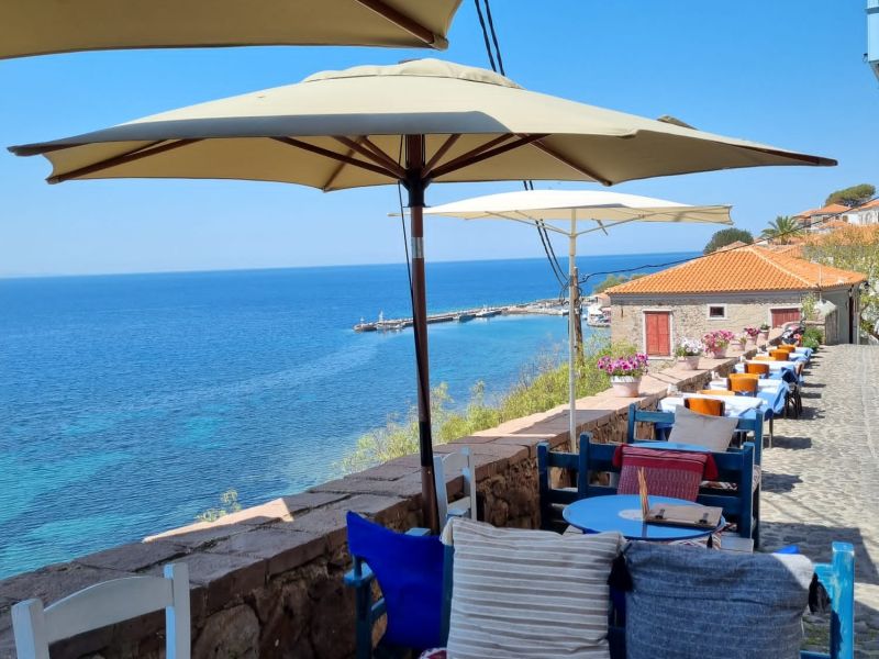 Ayvalık Çıkışlı Midilli Adası Turu Kapı Vizesi İmkanı Molivos Konaklama Farkı ile