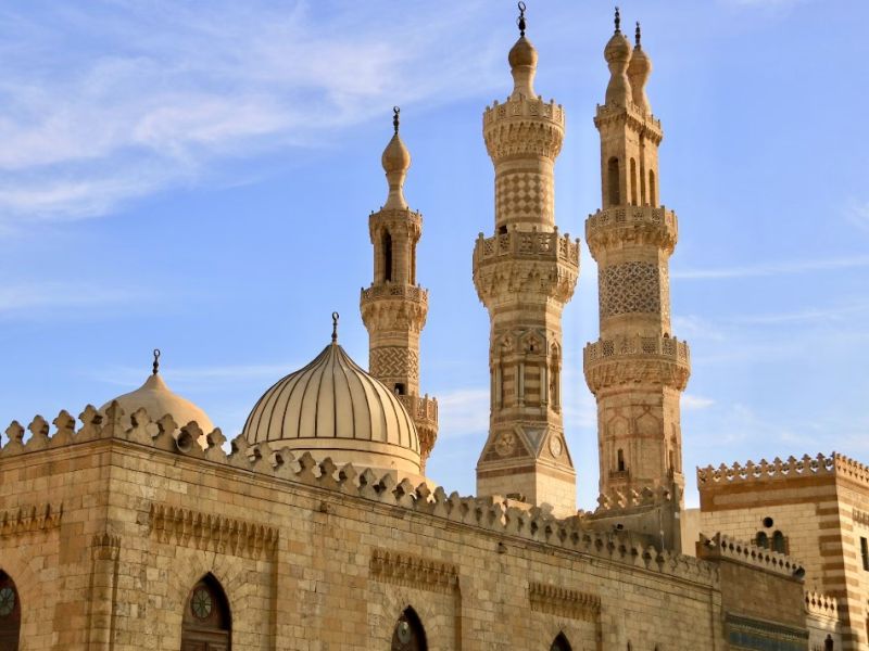 İzmir Hareketli - Sharm - Kahire ve İskenderiye - Öğle Yemekli İskenderiye Turu Dahil - Gündüz Uçağı ile , Sharm`da Her Şey Dahil Konaklamalar