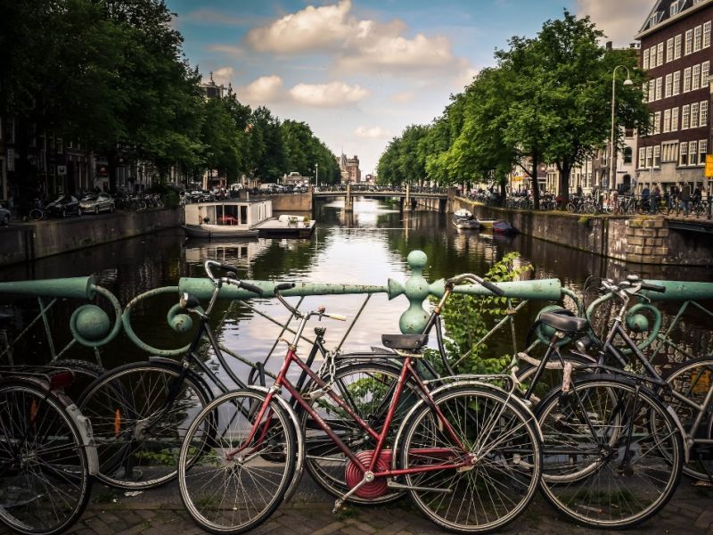 Benelux & Paris & Alsace & İsviçre Turu Ajet Hava Yolları İle 7 Gece