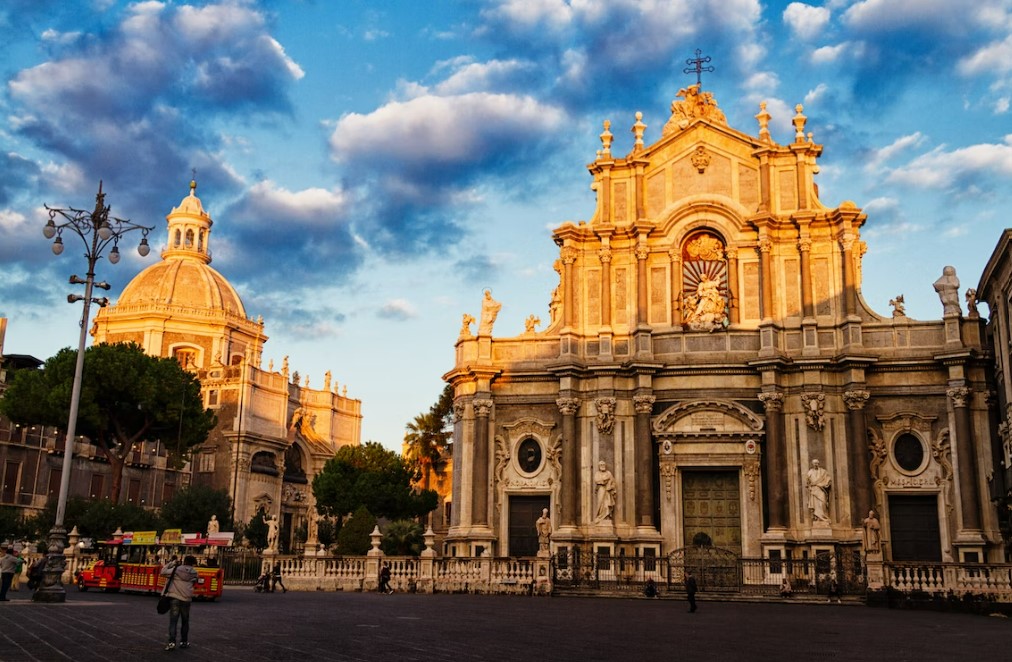 Elegant Sicilya Türk Hava Yolları ile 4 Gece