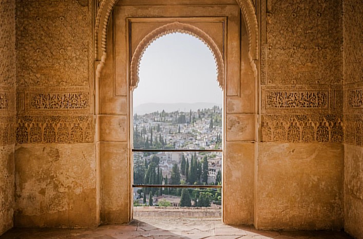 İzmir'Den Mega Portekiz & Endülüs & Ispanya Turu Pegasus Havayolları ile 10 Gece